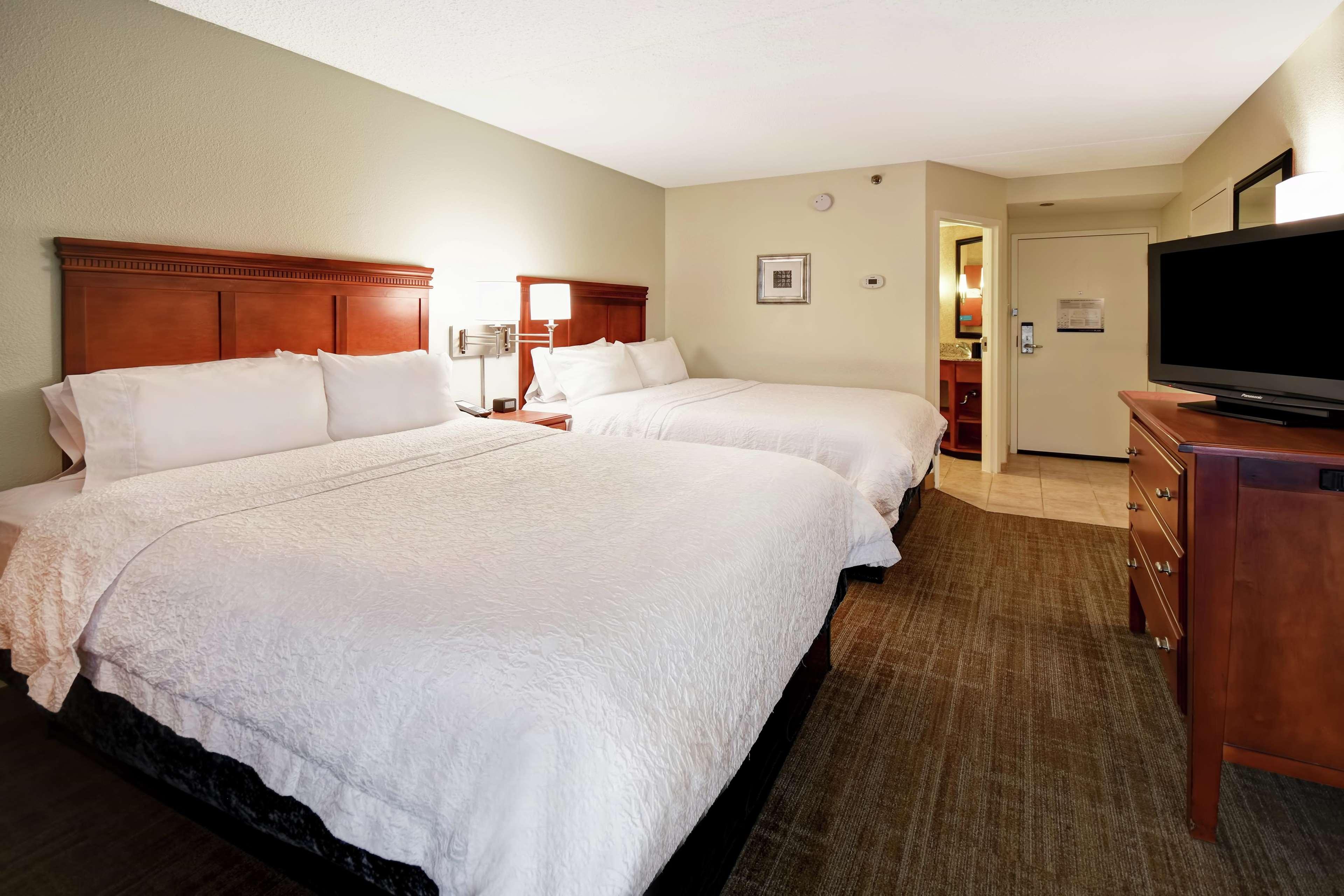 Hampton Inn St. Louis - Westport Maryland Heights Esterno foto