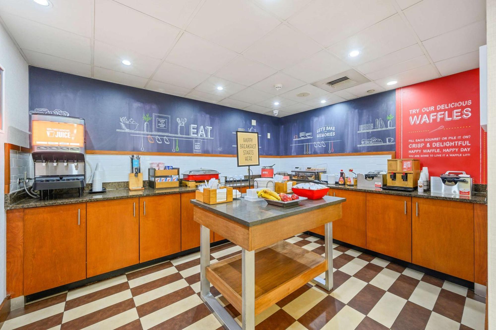 Hampton Inn St. Louis - Westport Maryland Heights Esterno foto